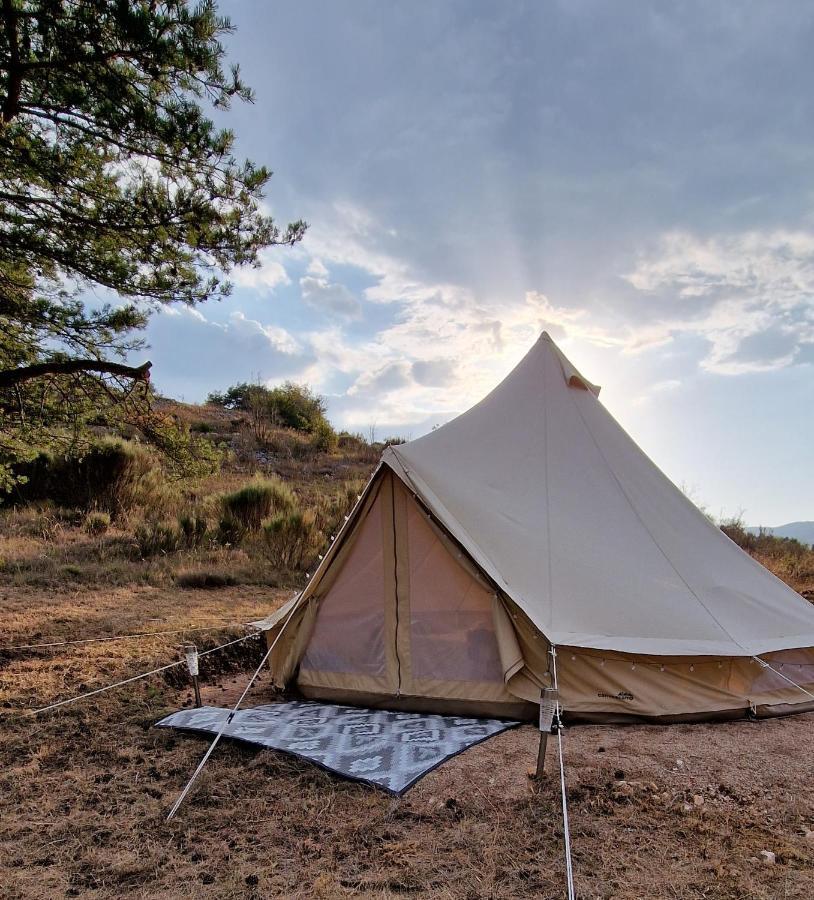Tente Lodge Type Tipi A 1H De Nice Voie Lactee Bezaudun-les-Alpes المظهر الخارجي الصورة