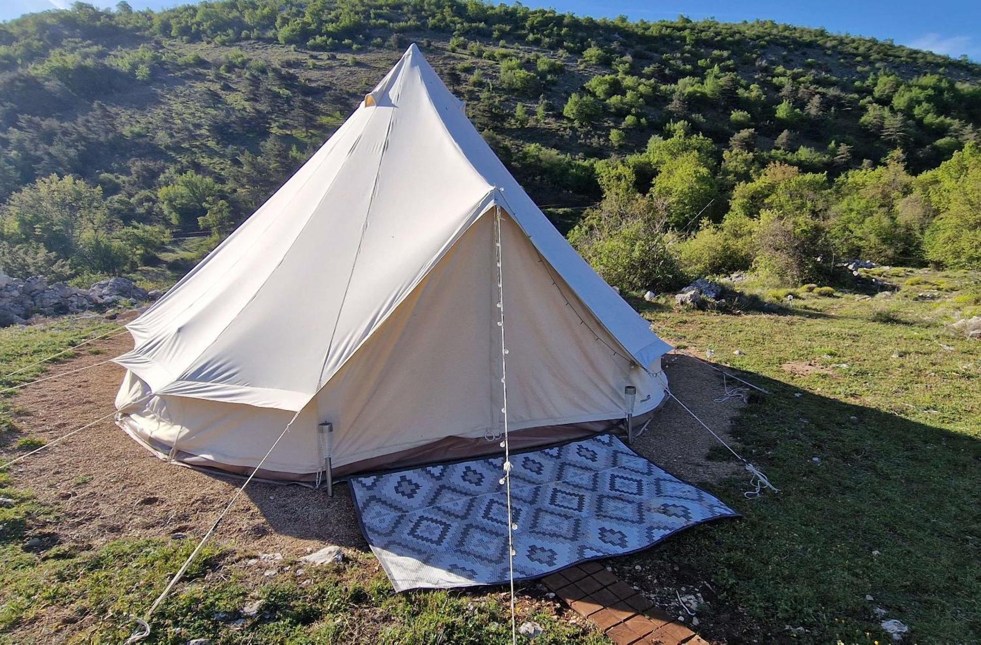 Tente Lodge Type Tipi A 1H De Nice Voie Lactee Bezaudun-les-Alpes المظهر الخارجي الصورة