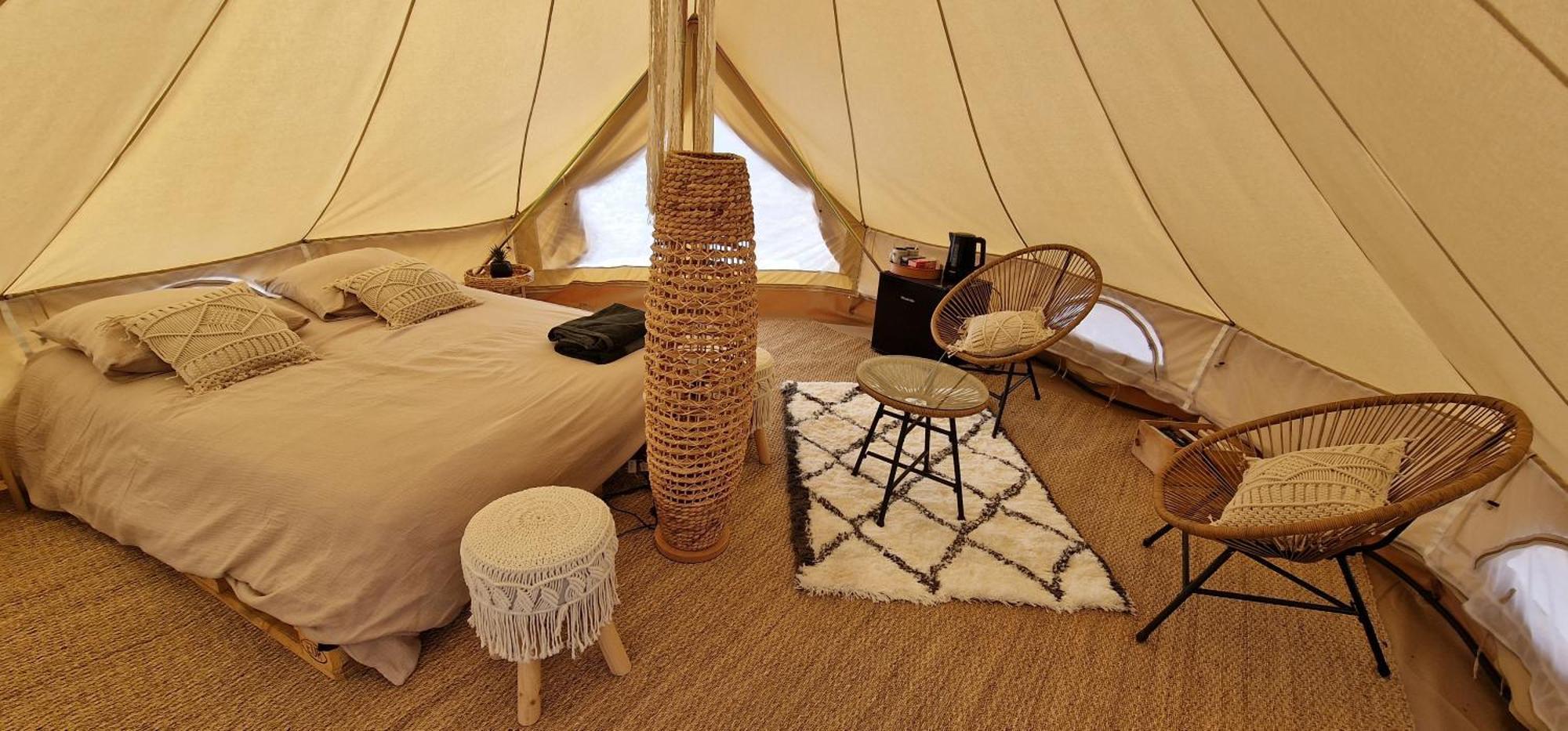 Tente Lodge Type Tipi A 1H De Nice Voie Lactee Bezaudun-les-Alpes المظهر الخارجي الصورة